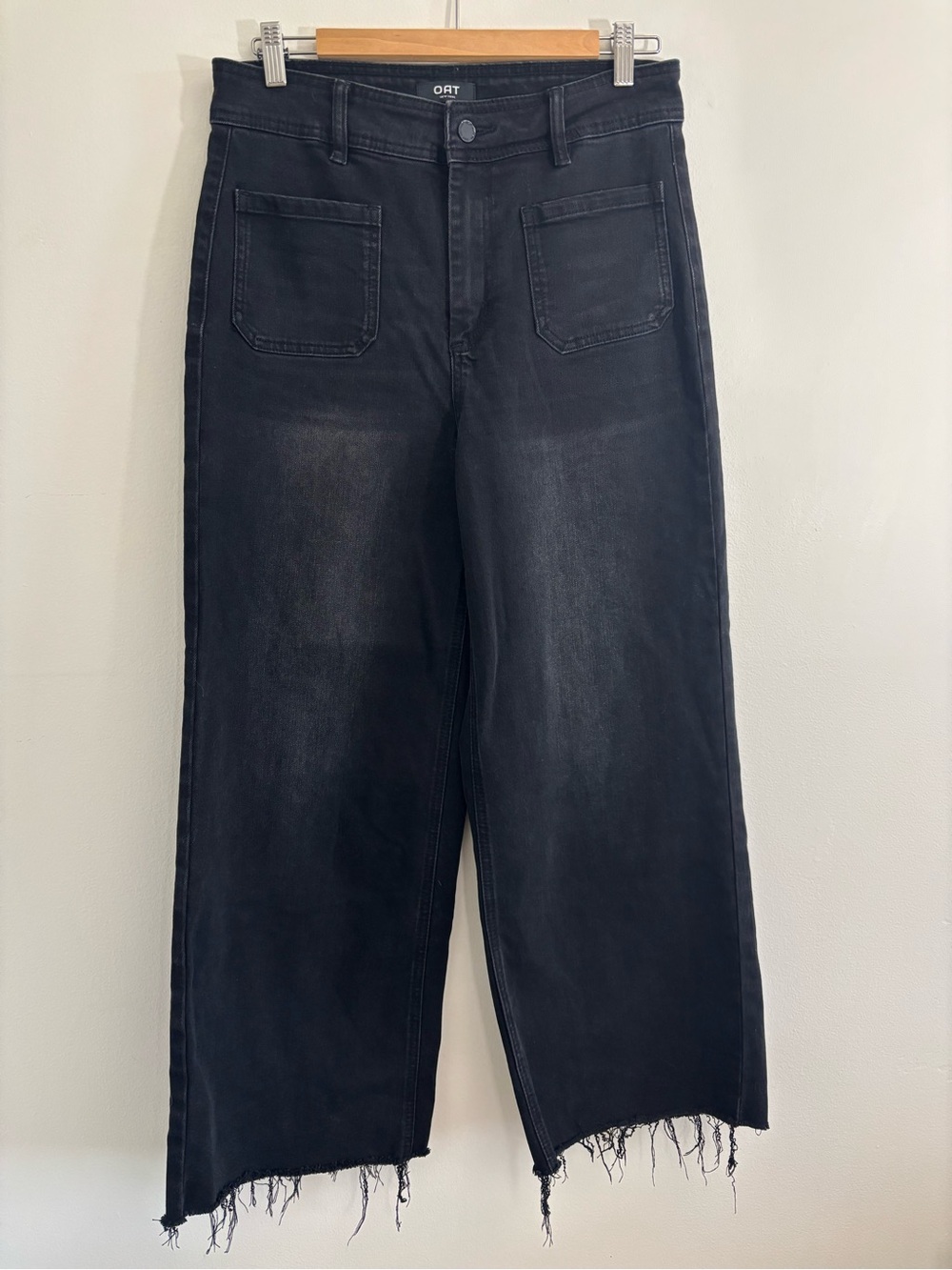 Oat New York Black Wide-Leg Crop Jeans with Frayed Hem
